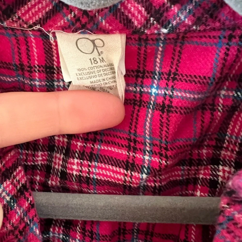 Pink Flannel w/pockets - Picture 2 of 4